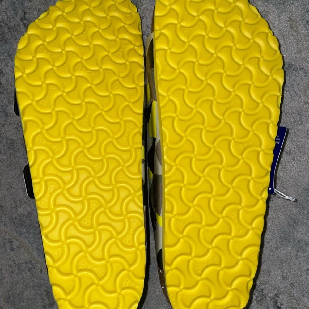 Men’s Birkenstock Yellow Multi Grapgic RARE Sandals Size 13 - Picture 6 of 16